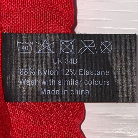 Red Lace Women's Bra underwire Lightly Padded Size 34D - Picture 4 of 5